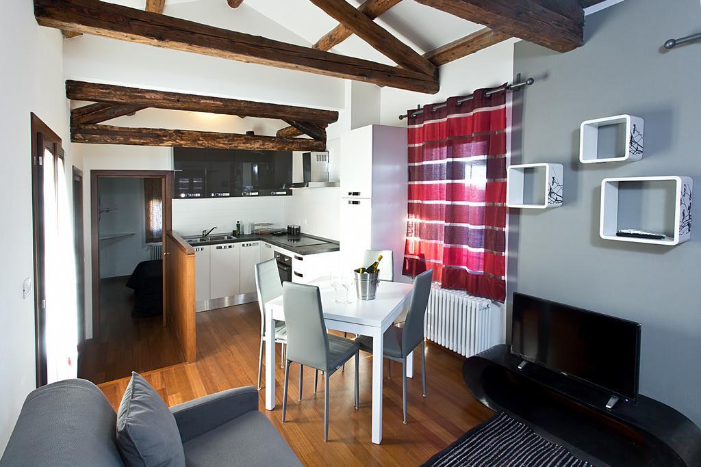 Good Wine Apartments Venice Phòng bức ảnh
