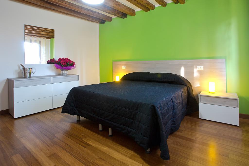 Good Wine Apartments Venice Phòng bức ảnh