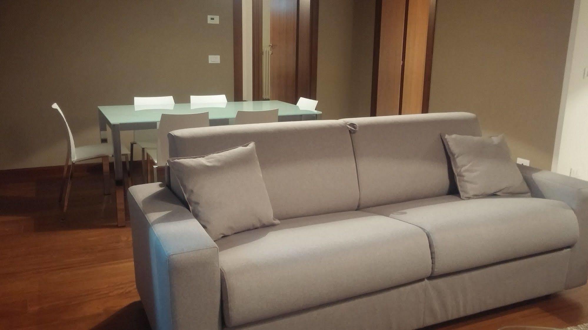 Good Wine Apartments Venice Ngoại thất bức ảnh