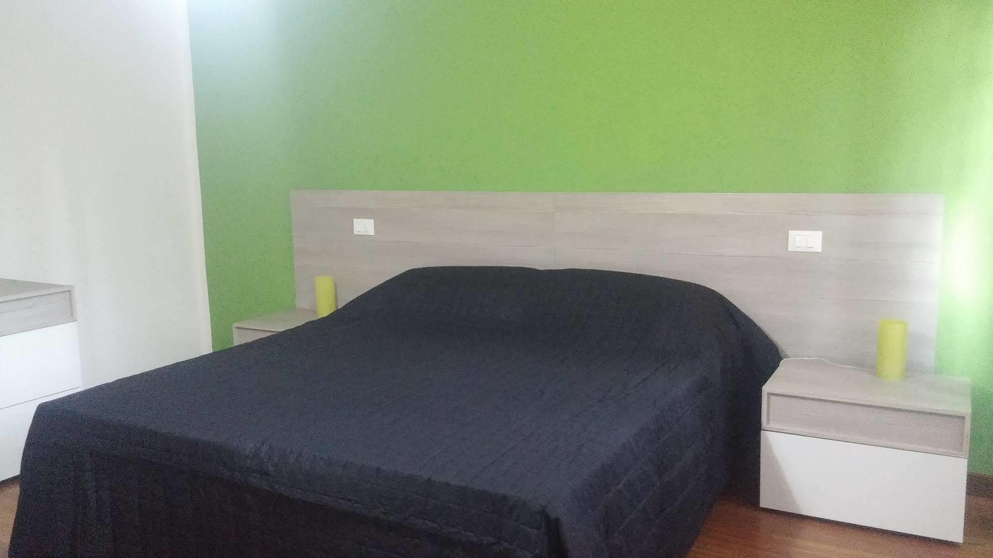 Good Wine Apartments Venice Ngoại thất bức ảnh